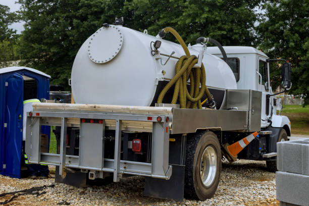 Best Portable restroom trailer rental  in Flossmoor, IL